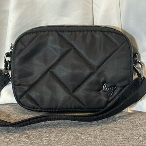 Lug coupe SE black with ferns lining convertible crossbody belt bag